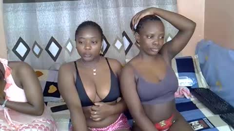 mama_pussie online show from February 3, 2:53 am