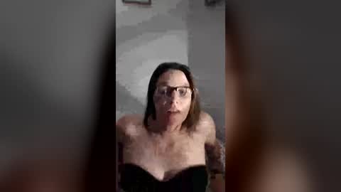mamabear2727 online show from July 7, 6:38 am