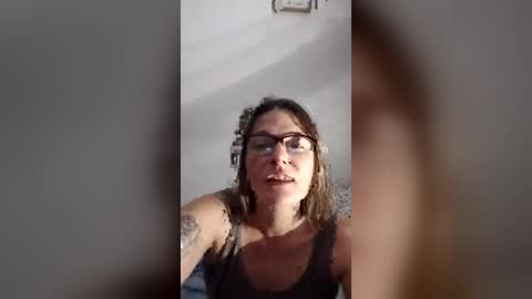mamabear2727 online show from July 9, 7:34 am
