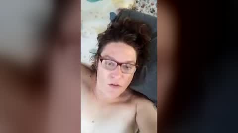 mamabear2727 online show from July 21, 6:21 pm