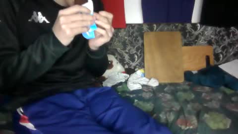 Snapshot of mamamia1789 chatting on December 6, 10:05 am mamamia1789 online show from December 6, 10:05 am