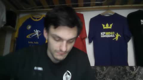 Snapshot of mamamia1789 chatting on February 13, 9:27 am mamamia1789 online show from February 13, 9:27 am