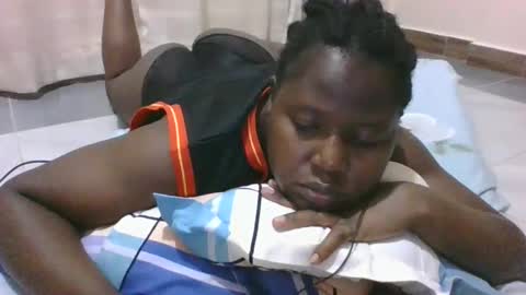Snapshot of mamasita2023 chatting on January 19, 9:02 pm mamasita2023 online show from January 19, 9:02 pm