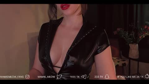 Your Miss Alice  online show from April 1, 1:41 pm