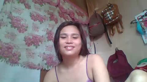 Snapshot of mamijupeta chatting on July 13, 12:57 am MAMI online show from July 13, 12:57 am