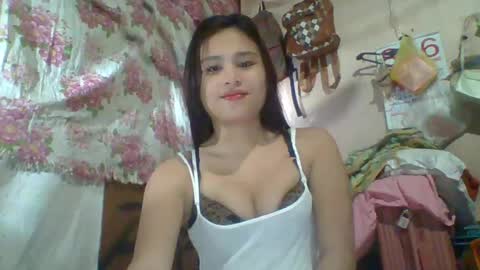 Snapshot of mamijupeta chatting on July 13, 9:06 pm MAMI online show from July 13, 9:06 pm