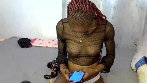 Snapshot of mamimars chatting on October 19, 6:47 am mamimars online show from October 19, 6:47 am