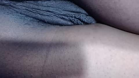 Snapshot of mamy02 chatting on February 28, 8:42 am cristal online show from February 28, 8:42 am