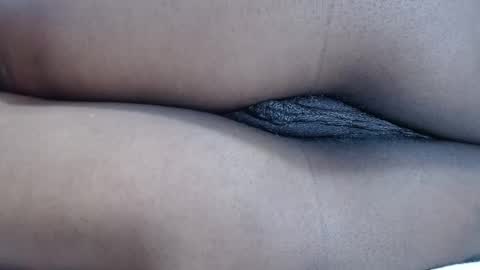 Snapshot of mamy02 chatting on March 7, 9:40 am cristal online show from March 7, 9:40 am