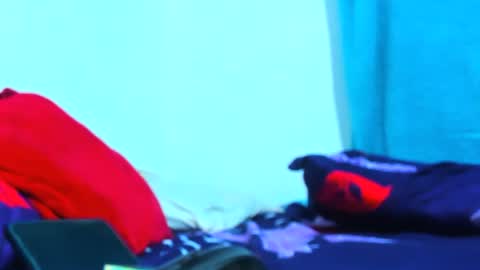 Snapshot of mamy02 chatting on October 18, 9:43 am cristal online show from October 18, 9:43 am