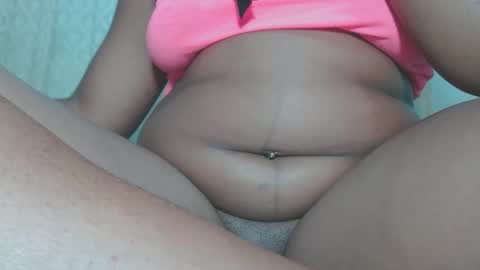 Snapshot of mamy02 chatting on March 4, 5:46 am cristal online show from March 4, 5:46 am