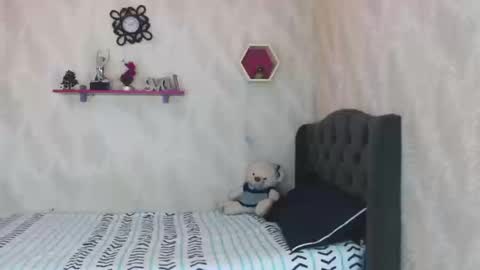 man_sant11 online show from September 8, 3:00 pm