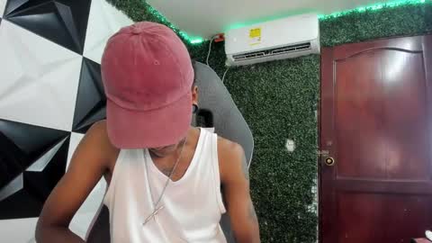 man_sant11 online show from May 23, 7:18 pm