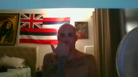 Snapshot of manaworks808 chatting on October 18, 5:32 am manaworks808 online show from October 18, 5:32 am