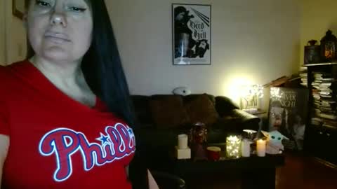 mandaloriangirlsfight online show from March 3, 7:42 pm