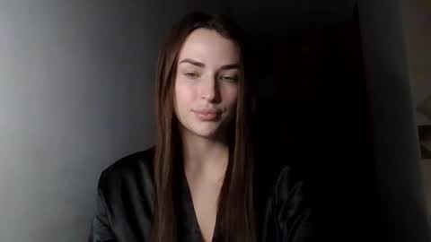 MandiBrooks online show from October 18, 7:25 pm