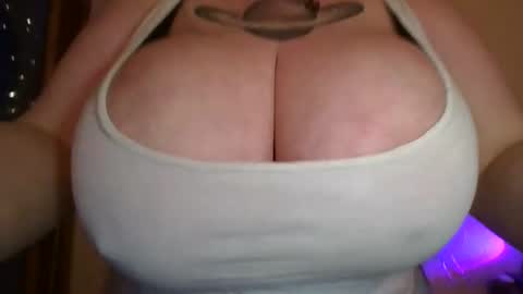 Snapshot of mandy_belcher chatting on April 13, 2:22 pm Mandy online show from April 13, 2:22 pm
