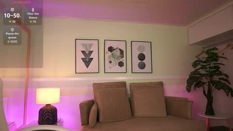 Mandy Collins online show from April 10, 11:37 am