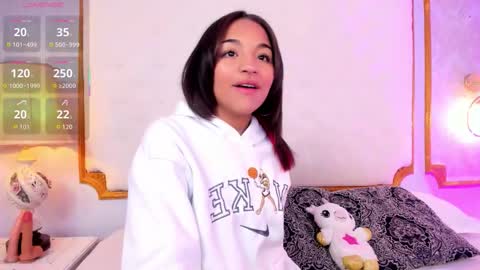 manelyk_evanss online show from September 22, 11:12 am