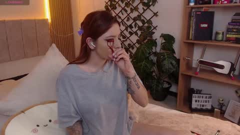 Danny online show from February 19, 2:29 am