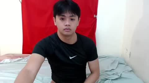 Snapshot of manhattan_men18 chatting on September 27, 11:43 pm JM18 online show from September 27, 11:43 pm