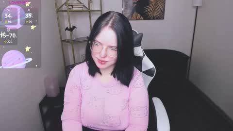 Snapshot of manic_pixie_ chatting on December 4, 4:05 pm manic_pixie_ online show from December 4, 4:05 pm