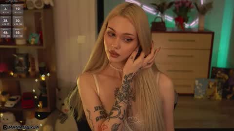 Amelie online show from March 9, 8:24 pm