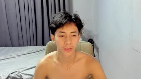 Snapshot of manofyour_lustxx chatting on February 6, 11:46 am MR. JAY online show from February 6, 11:46 am