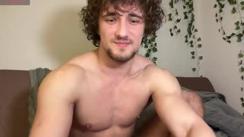 Snapshot of manolein chatting on February 7, 8:12 pm manolein online show from February 7, 8:12 pm