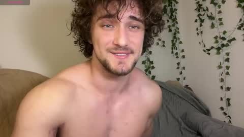 Snapshot of manolein chatting on February 19, 7:43 pm manolein online show from February 19, 7:43 pm