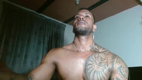 Manolo online show from November 2, 2:25 am