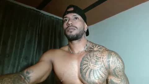 Manolo online show from December 19, 10:28 pm