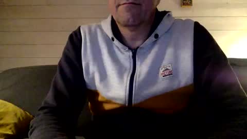 Snapshot of manpower2012 chatting on April 2, 9:34 pm Manpo online show from April 2, 9:34 pm