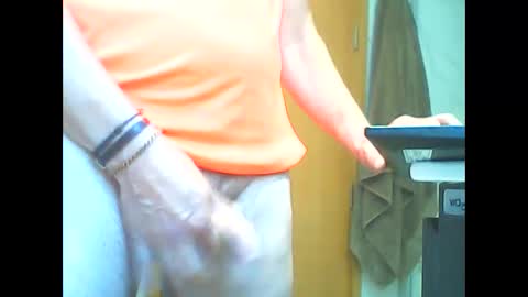 Snapshot of manu_481 chatting on October 13, 2:17 pm manu_481 online show from October 13, 2:17 pm