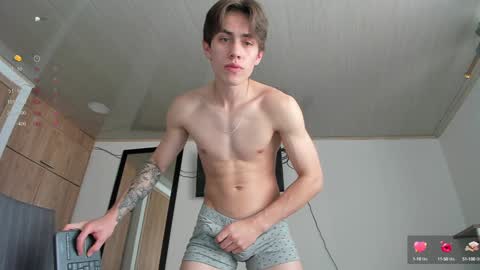 manucute 23  online show from December 18, 3:00 pm