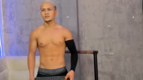 Manuel online show from November 27, 2:02 am