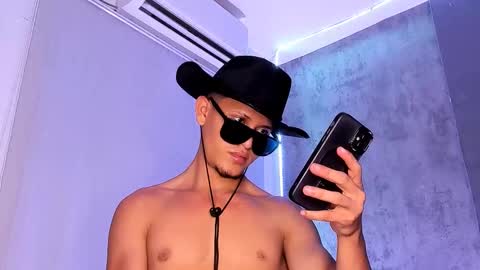 Snapshot of manuel_fpg chatting on February 5, 2:16 am Manuel online show from February 5, 2:16 am