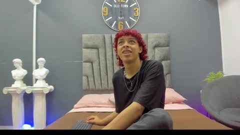 Manuel Rivero online show from March 2, 3:20 am