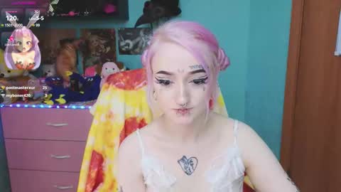 Snapshot of manuela_unicorn chatting on September 9, 5:01 pm Manuela online show from September 9, 5:01 pm