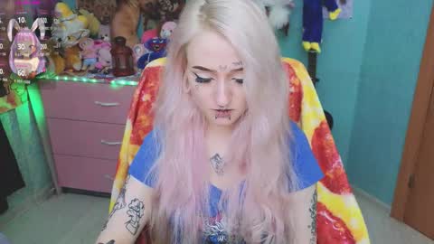 Snapshot of manuela_unicorn chatting on November 4, 8:08 pm Manuela online show from November 4, 8:08 pm