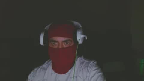 ManuelValentine online show from February 5, 1:10 am