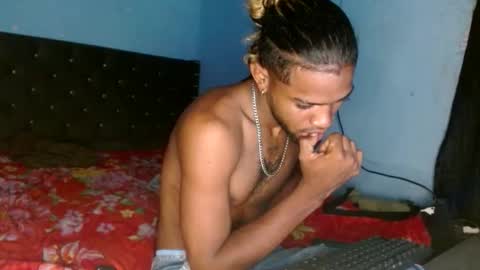 manumaster333 online show from March 30, 6:58 am