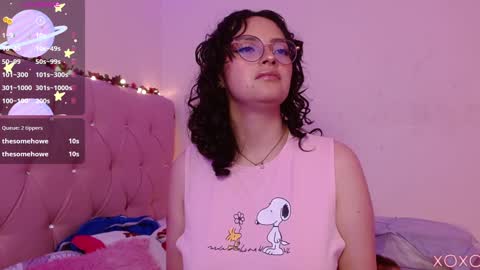 Snapshot of manumeow_ chatting on December 17, 10:11 pm Manu online show from December 17, 10:11 pm