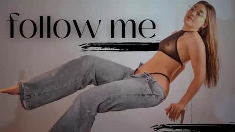 Snapshot of mara_brooks chatting on February 28, 10:06 pm Mara online show from February 28, 10:06 pm