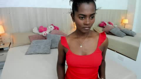 Snapshot of mara_sinclair chatting on May 28, 7:22 pm Mara Sinclair online show from May 28, 7:22 pm