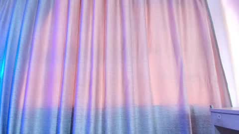 maraa_x online show from July 4, 5:52 pm