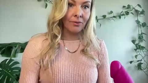 marasecrets online show from May 14, 4:58 pm