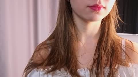 Mary online show from March 12, 3:18 pm