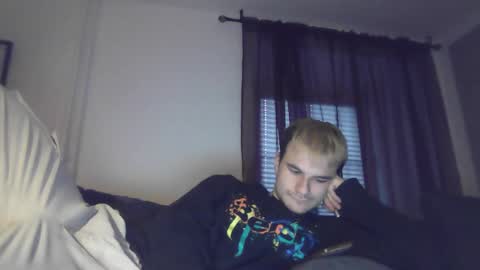 Snapshot of marbay2001 chatting on December 22, 2:27 pm marbay2001 online show from December 22, 2:27 pm