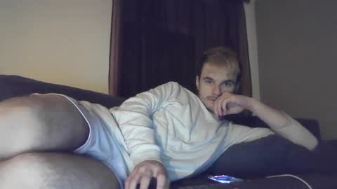 Snapshot of marbay2001 chatting on January 2, 5:50 pm marbay2001 online show from January 2, 5:50 pm